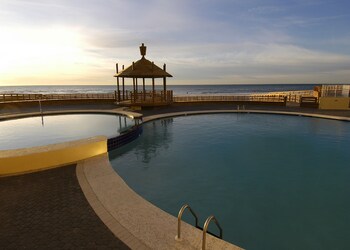 Summer House on Romar Beach by Wyndham Vacation Rentals Summer House on Romar Beach by Wyndham Vacation Rentals