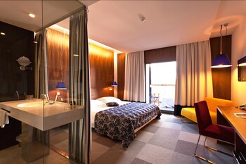 Hotel IN Hotel IN