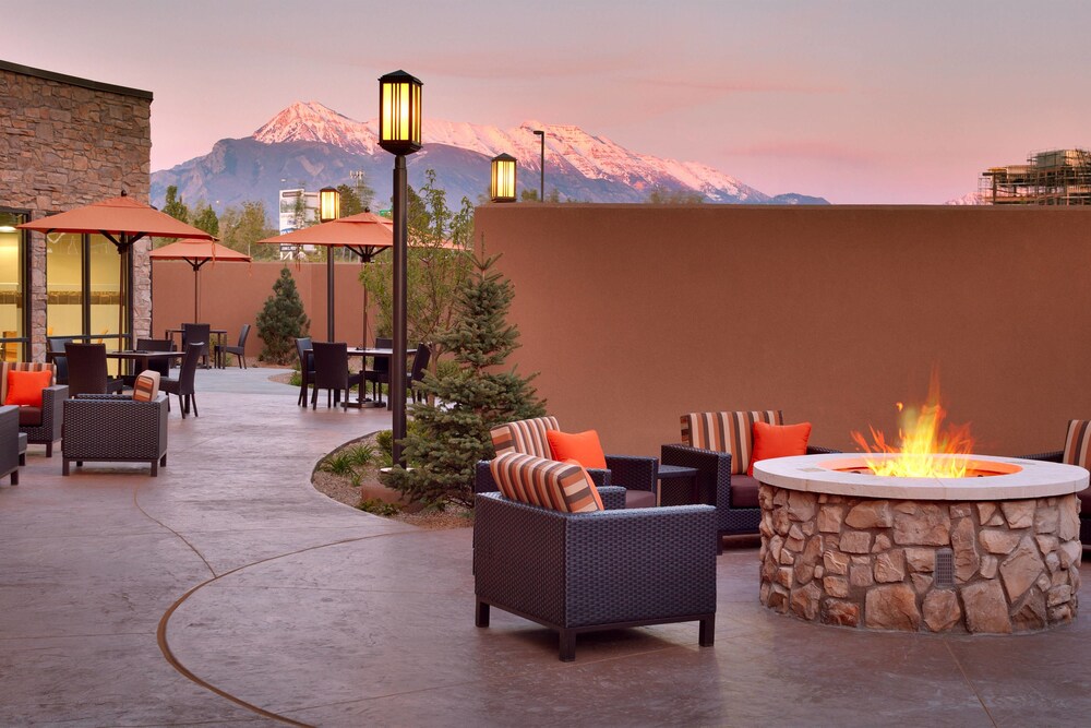 Courtyard By Marriott Lehi At Thanksgiving Point Utah Hotel Price Address Reviews
