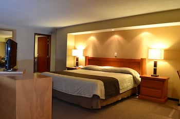 La Posada Hotel & Suites La Posada Hotel & Suites