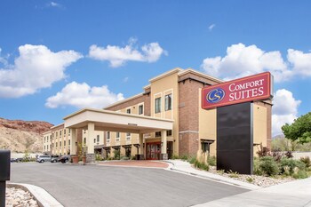 Comfort Suites Moab near Arches National Park Comfort Suites Moab near Arches National Park