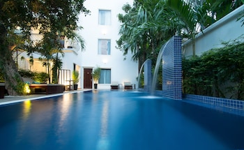 La Rose Suites La Rose Suites