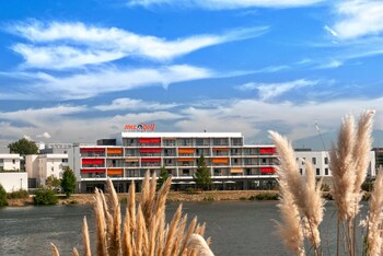 tarifs reservation hotels Appart-Hôtel Mer & Golf City Bordeaux Bruges