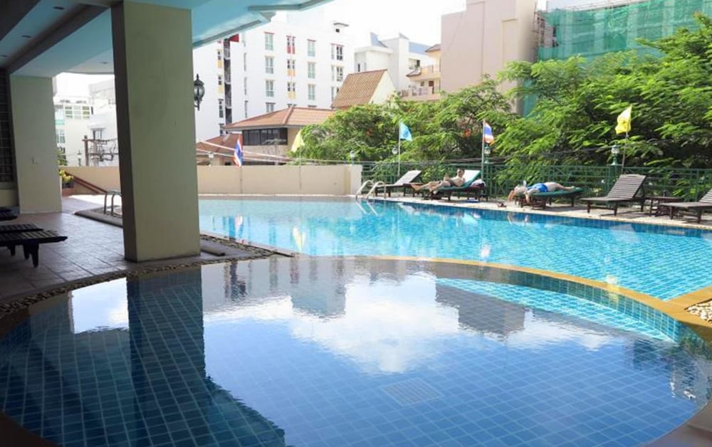 Mike Beach Resort Pattaya Best Offers On 32 Mike Beach Resort Pattaya