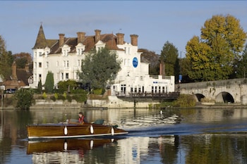 Thames Riviera Hotel Thames Riviera Hotel