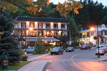Hotel Mont-Tremblant Hotel Mont-Tremblant
