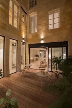tarifs reservation hotels Hôtel La Cour Carrée