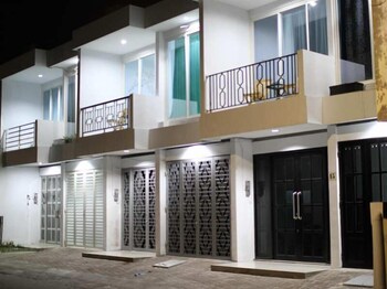 Just Inn Semarang Just Inn Semarang
