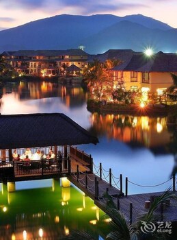 Yalong Bay Villas and Spa Yalong Bay Villas and Spa
