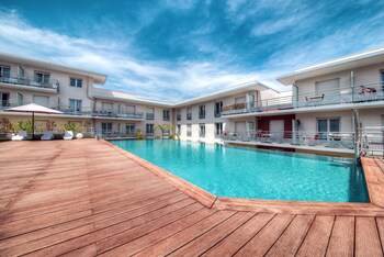 tarifs reservation hotels Zenitude Hôtel-Résidences Le Maestria