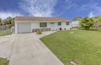 Van Nuys - Vacation Home Van Nuys - Vacation Home