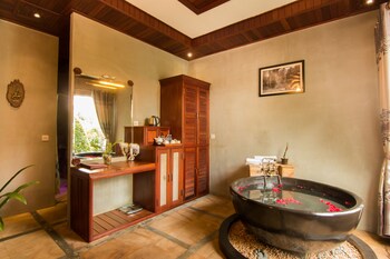 Apartament Studio (Free 2 ways airport transfer)